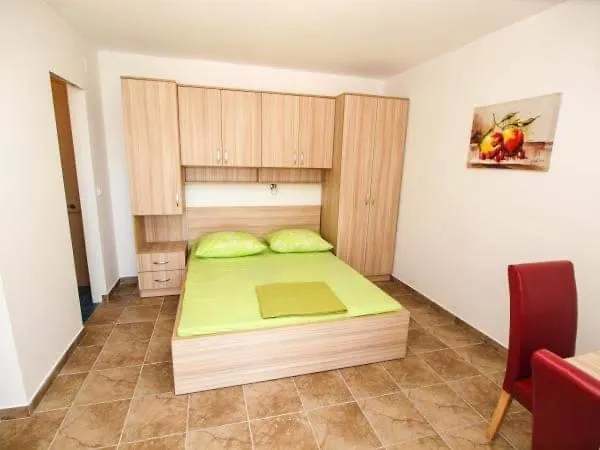 Nikolić 2 Apartament